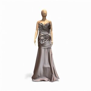WTOO BY WATTERS & WATTERS Strapless, formal bridesmaid dress Size 6